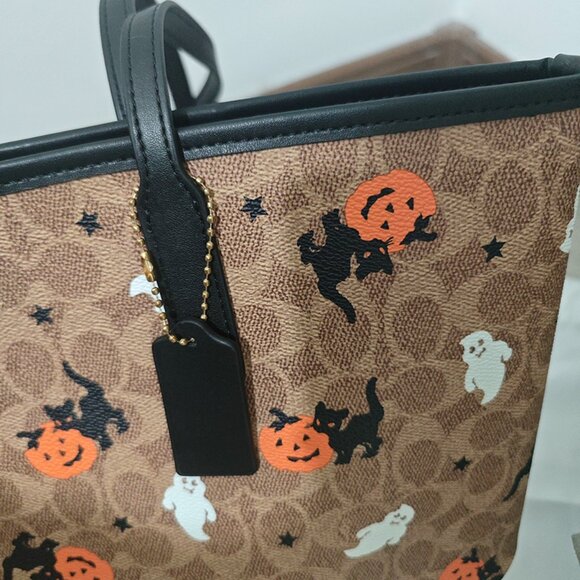 Coach Women's Shoulder Bag - Picture 4 of 6